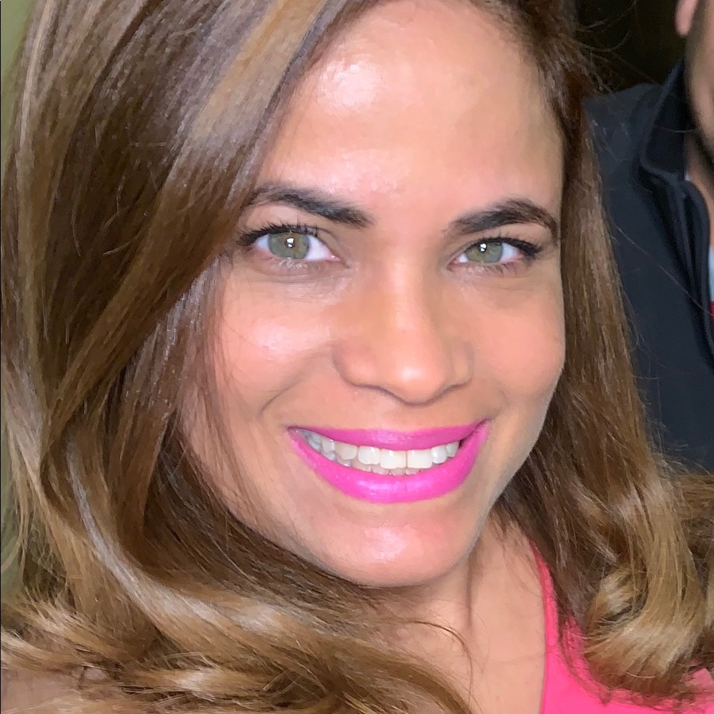 Meet your Posher, Judith y